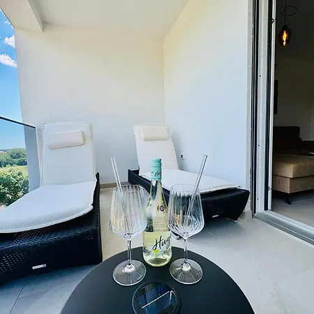 Vale Apartament *
