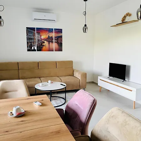 Vale Apartament *