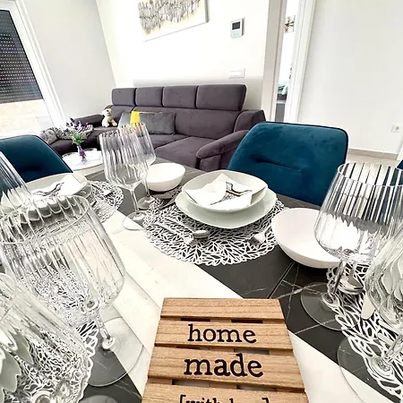 Vale Apartament *